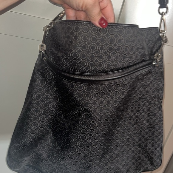 Coach Madison boho signature black and gray/silver shoulder bag - Picture 10 of 11